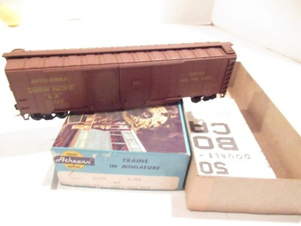 HO TRAINS VINTAGE ATHEARN 5036 UNION PACIFIC 50' AUTO BOXCAR KIT BUILT- S27T|396552524504