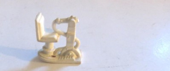 LIONEL TRAINS POST-WAR PART-  ORIGINAL FIREMAN'S SEAT FOR FIRE CAR- G00D- SR160|357066917383