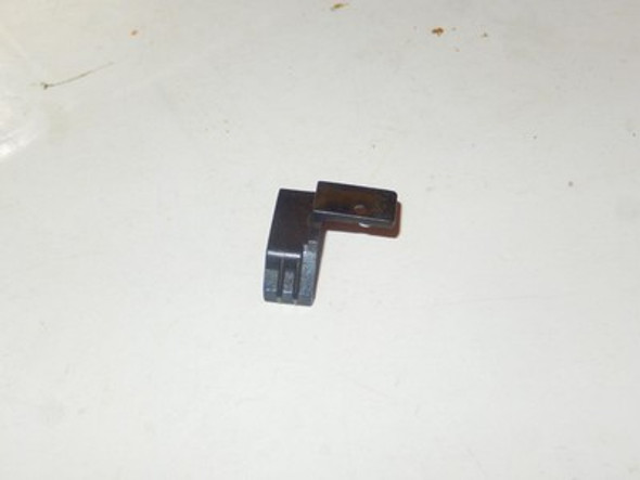 LIONEL - 700E-43- ORIGINAL SCALE HUDSON LH CROSSHEAD GUIDE SUPPORT -   NEW- O2|297396092722