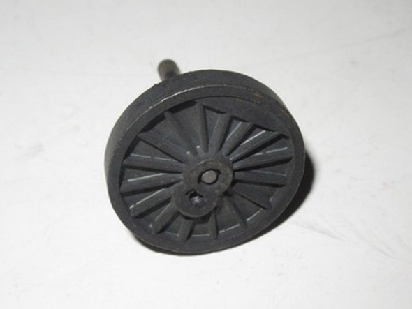 LIONEL PART STEAM BLIND GEARED WHEEL W/AXLE-  1 1/4" WIDE - ORIG.- SR116|396763515502