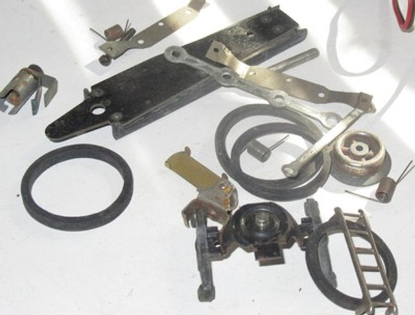 LIONEL PART - ASSORTED PARTS FOR VARIOUS LIONEL PIECES- FAIR- M14|357160240691