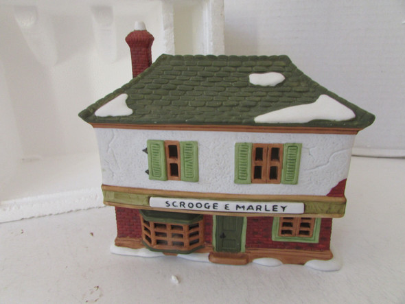 DEPT 56 65005 HERITAGE SCROOGE & MARLEY COUNTING HOUSE 1986 NO CORD/NO SLEEVE D9|357458590323