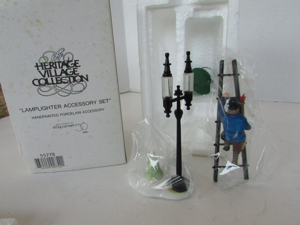Dept 56 55778 Lamplighter Accessory Set 2 piece Heritage Village  L146|357486515330