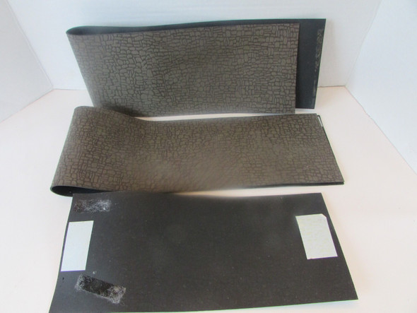 Dept 56 Used Cobblestone Roadbed Sidewalks Rubberized 2 Strips 24" x 4.75"  H2|396975553147