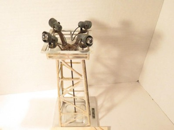 LIONEL TRAINS POST-WAR - 395 SILVER FLOODLIGHT TOWER- WORKS OK- EXC.- W51|357507922645