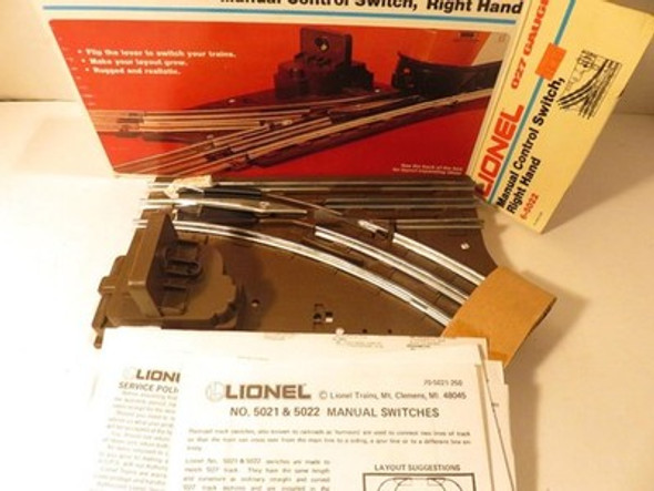 LIONEL MPC - 65022 - 027 RIGHT HAND MANUAL SWITCH TRACK- BOXED- NEW - SH|357654858384
