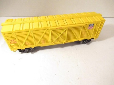 UNITED MODEL DIST. UNION PACIFIC YELLOW STOCK CAR-  027- EXC.- NO BOX - S31OO|297733616022