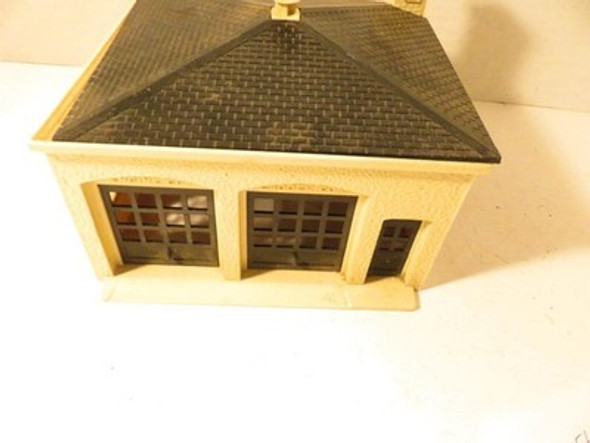 0/027 BUILDING - VINTAGE PLASTICVILLE POLICE STATION KIT - GLUED- GOOD- SH