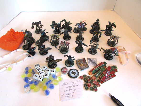 Mage Knights Castle Pcs Dungeons Dragons Miniature 20 Figures 20 Game Parts Lot6