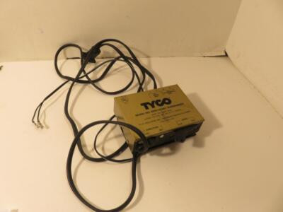 HO TRAINS VINTAGE TYCO 899V TRANSFORMERS- 18V D.C. OUT / 20V A..C. OUT- S36