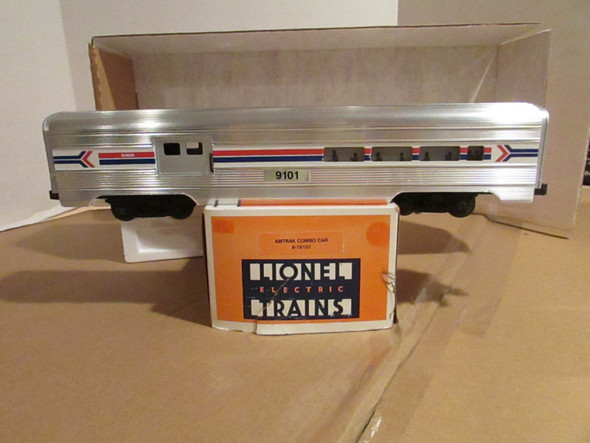 Lionel 19101 Amtrak Combo Passenger Car Boxed MIB  H1C