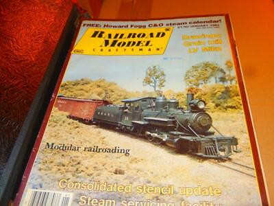 RAILROAD MODEL CRAFTSMAN  1982- FULL YEAR- 12 ISSUES IN A MAGAZINE BINDER- FAIR