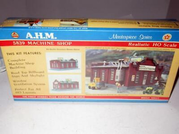 HO VINTAGE AHM 5839 MACHINE SHOP BUILDING KIT - NIB - B7