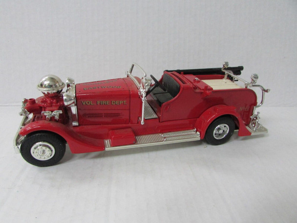 ERTL DIECAST 1938 AHRENS FOX MODEL HT FIRE TRUCK 9"L EASTWOOD FD NO.11 S1