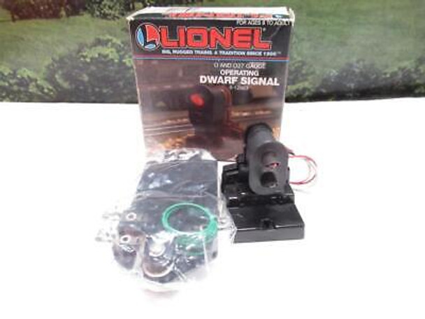 LIONEL TRAINS - 12883 OPERATING DWARF SIGNAL ACCESSORY- 0/027 BOXED -LN- M43