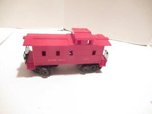 LIONEL POST-WAR 6007 LIONEL LINES CABOOSE - PLASTIC TRUCKS - LN  NO BOX - H1