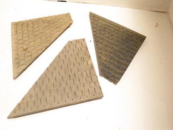 G SCALE TRAINS BUILDING PARTS - THREE ROOF SECTIONS 6 X 6"- L20