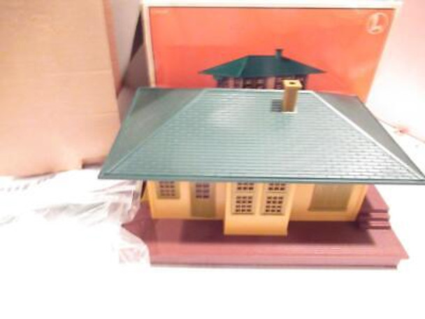 LIONEL 12812 - LIGHTED FREIGHT STATION ACCESSORY - 0/027 BOXED- LN - SH