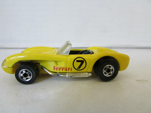VTG DIECAST CAR HOT WHEELS #7 FERRARI YELLOW MALAYSIA CONVERTIBLE  H2 VTG DIECAST CAR HOT WHEELS #7 FERRARI YELLOW MALAYSIA CONVERTIBLE  H2