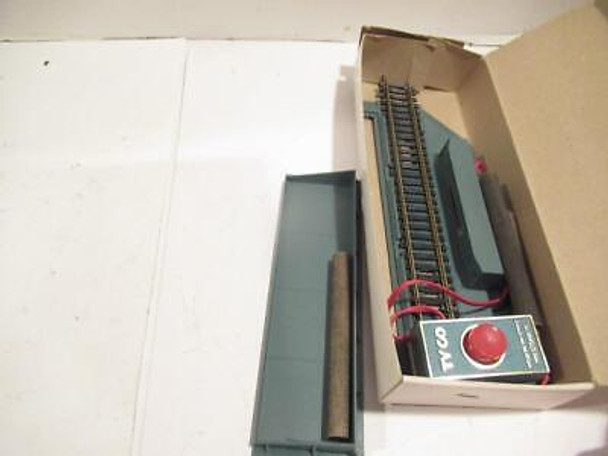 HO VINTAGE TYCO DUMP CAR TRACK  / ACTIVATOR- GOOD- BOXED -HB4 HO VINTAGE TYCO DUMP CAR TRACK  / ACTIVATOR- GOOD- BOXED -HB4