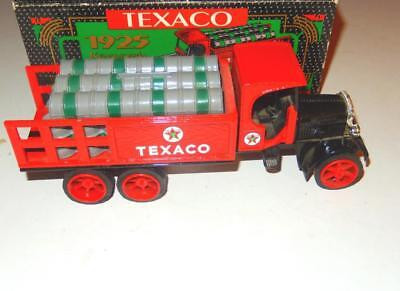 VINTAGE DIECAST -ERTL #9385-  KENWORTH STAKE TRUCK/BANK- NEW- W4