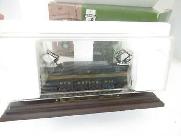 HALLMARK - MINIATURE LIONEL 2332 PENNSYLVANIA GG-1 ELECTRIC - BOXED- NEW- HB1