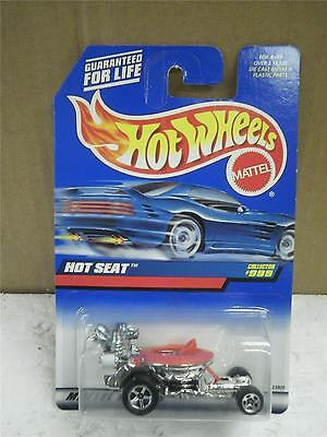 HOT WHEELS- HOT SEAT- COLLECTOR #999- NEW ON CARD- L149
