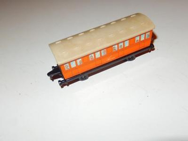THOMAS THE TANK- MAVIS & ANNIE - FAIR CONDITION- H19