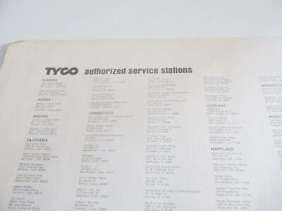 HO TRAINS VINTAGE  TYCO- 1971 B/W AUTHORIZED SERVICE CENTERS - EXC.- S31UU