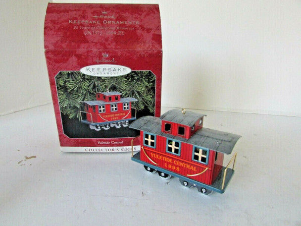 HALLMARK ORNAMENT YULETIDE CENTRAL TIN CABOOSE 1998 5TH IN SERIES  LotD