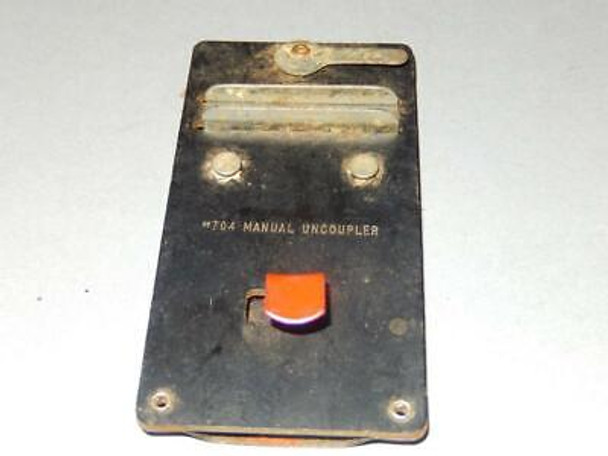 AMERICAN FLYER- POST-WAR - MANUAL UNCOUPLER UNIT- FAIR- H66