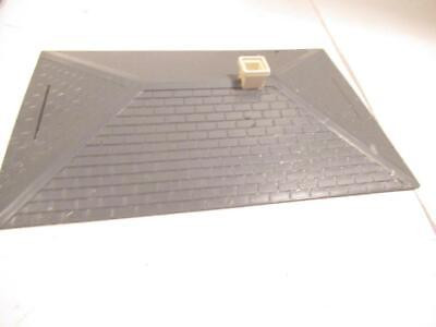 VINTAGE PLASTICVILLE POST-WAR- 027 PART - ROOF SECTION - GOOD- W15