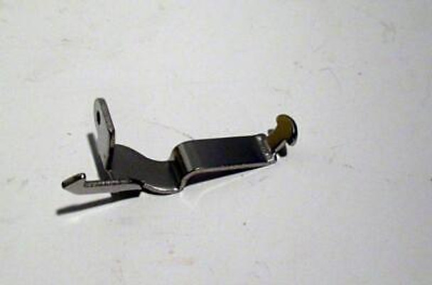 LIONEL TRAINS PRE-WAR PART- REPLACEMENT TINPLATE LATCH COUPLER- NEW - SR30