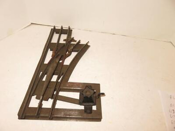 LIONEL STANDARD GAUGE MANUAL RIGHT HAND SWITCH TRACK- FAIR- B1