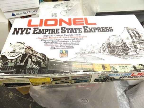 LIONEL MPC - 1665 NEW YORK CENTRAL EMPIRE STATE EXPRESS SET- 027- SEALED- NEW
