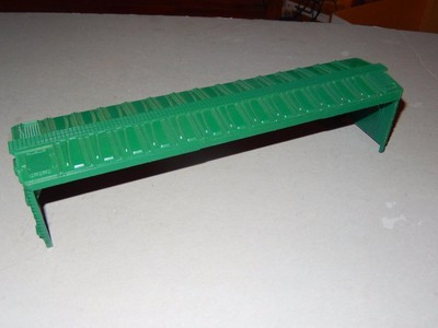 LIONEL PART -6672-8 GREEN ROOF/SIDES FOR GREAT NORTHERN REEFER  - NEW- W46L