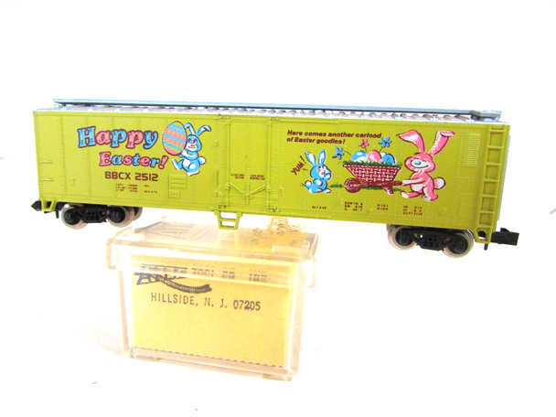 Atlas N Scale Model Trains Happy Easter Box Car BBCX 2512 Yellow  E5