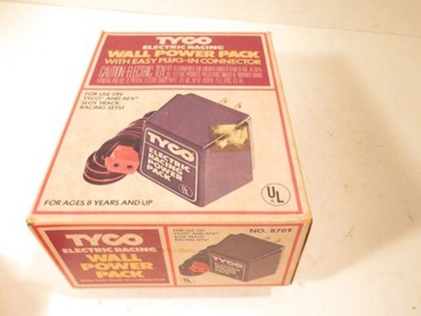 VINTAGE TYCO 8709 WALL POWER PACK FOR SLOT CARS- NEW - S31SS