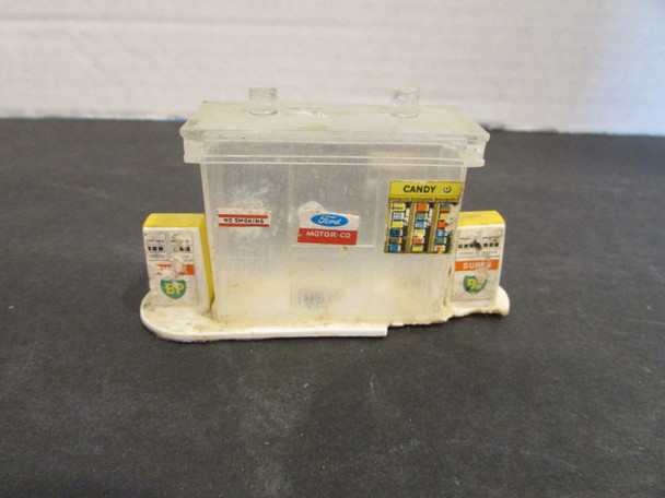 Vtg Plastic Gas Station Booth Cash Station BP  O/S Scale 1-3/4"H  PR