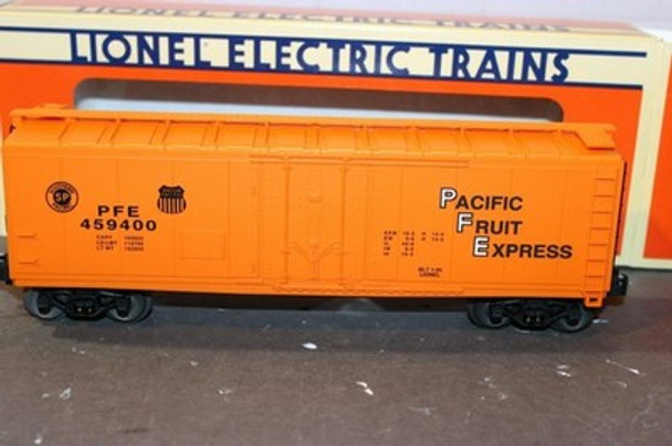 LIONEL VAULT -17305- PACIFIC FRUIT EXPRESS STANDARD 'O' REEFER  - NEW- W71