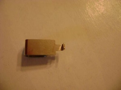 LIONEL PART -  POST-WAR 1661-33 SHOE CONTACTS (2)-  SR84