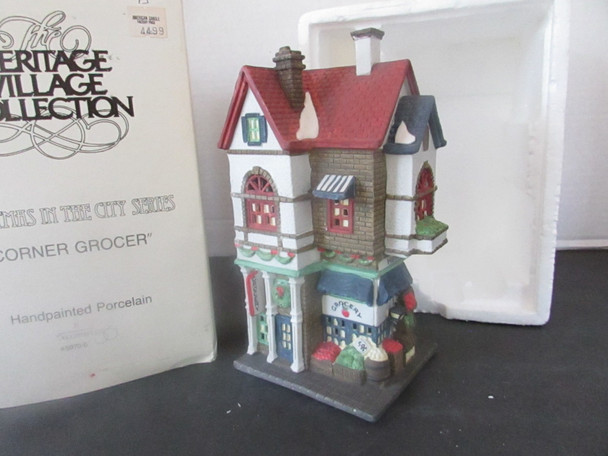 Dept 56 59706 Corner Grocer  Christmas in the City Building No Cord  D5