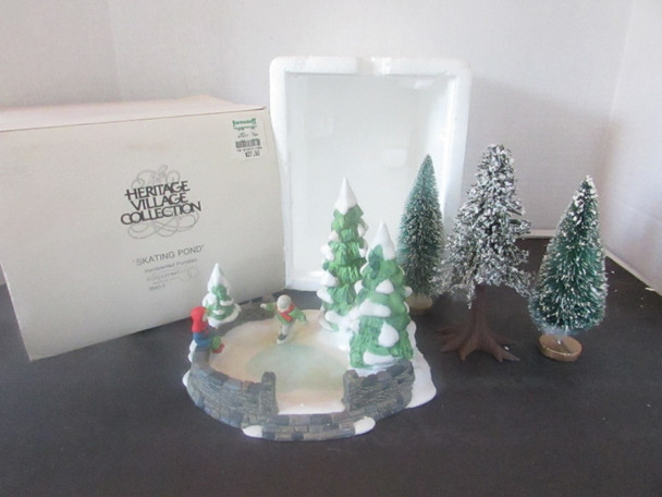 Dept 56 65455 Skating Pond Heritage Village Accessory with Trees   D5
