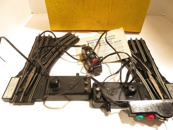 LIONEL POST-WAR TRAINS 022 'O' PAIR OF REMOTE SWITCH TRACKS- YELLOW BX - B1