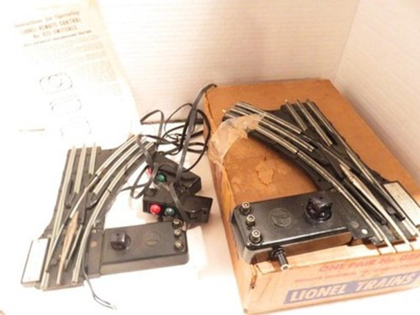 LIONEL POST-WAR TRAINS 022 'O' PAIR OF REMOTE SWITCH TRACKS- COMPLETE- BXD-W22