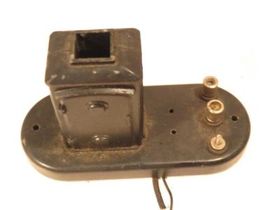 LIONEL PART - ORIGINAL POST-WAR SEMAPHORE 151-43 - BASE - H12