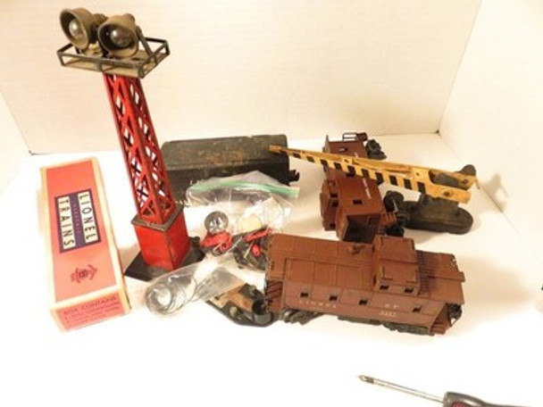 LIONEL & OTHER- MIXED TRAINS / ACCESSORIES- ETC- GOOD FOR PARTS ETC -S10