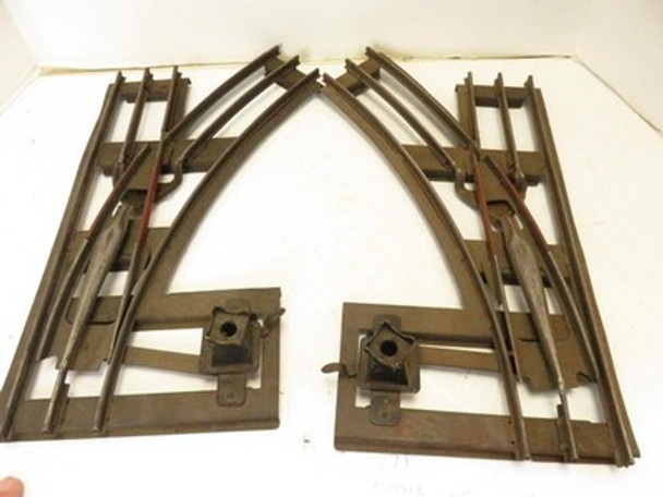 LIONEL STANDARD GAUGE - PAIR OF MANUAL SWITCH TRACKS- FAIR W/RUST - S28