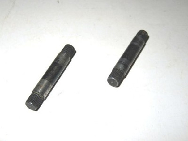 LIONEL PART - POST-WAR SET OF TWO AXLES  1 3/8" LONG- EXC. - S31KK