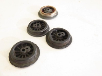 LIONEL PART(B) 4 WHEELS PRE/POST WAR-ORIGINAL- APPROX 1 3/8" - 1 1/2" WIDE- S14|297396476457